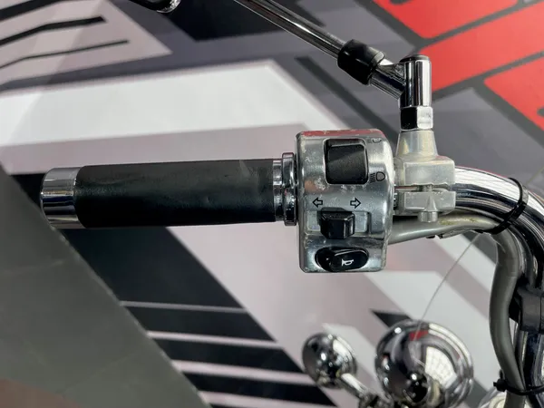 YAMAHA XVS 650 Drag Star Classic - Thumbnail 7