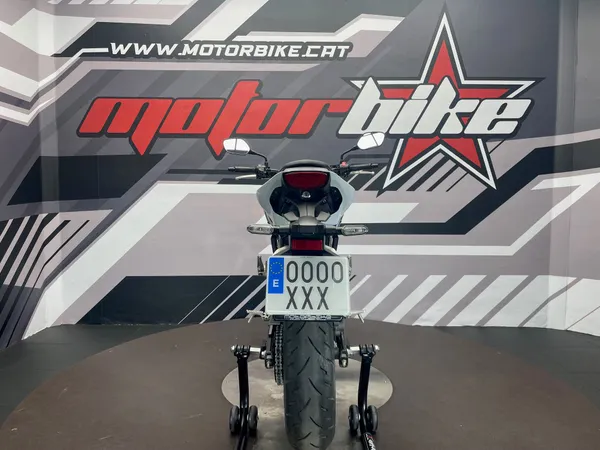 HONDA CB 125R - Thumbnail 4