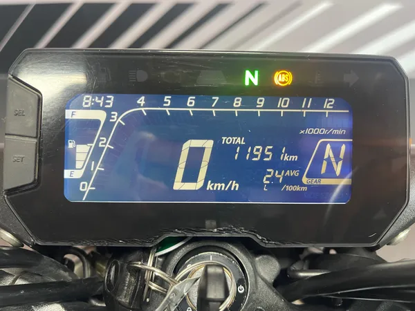 HONDA CB 125R - Thumbnail 6