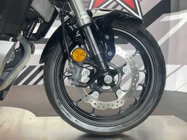 HONDA CB 125R - Thumbnail 17