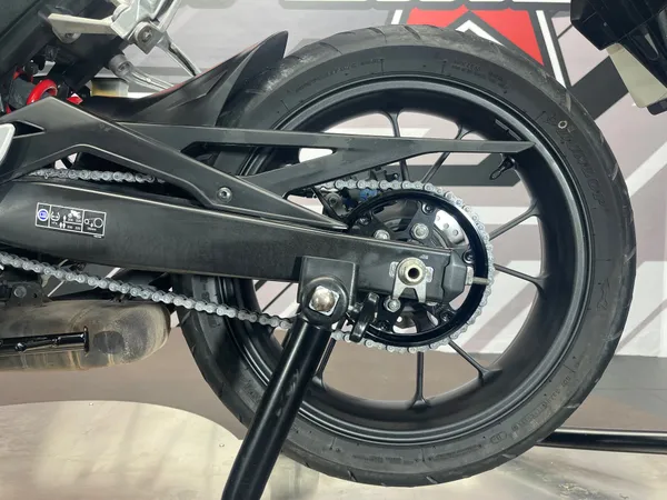 HONDA CB 125R - Thumbnail 15