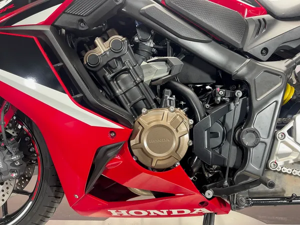 HONDA CBR 650R - Thumbnail 10