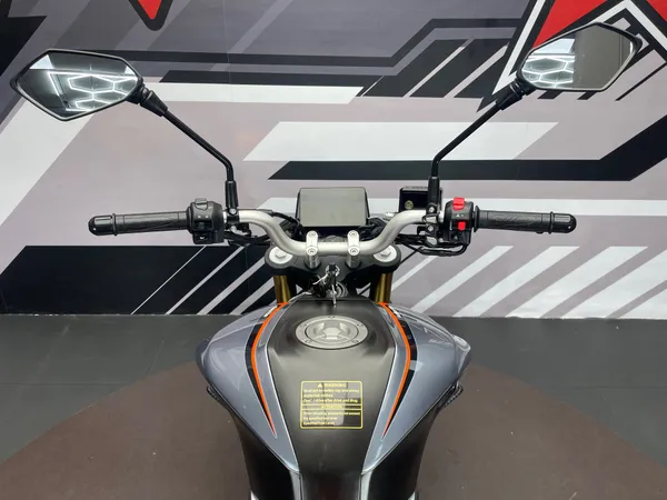 QJMOTOR SRK 125 S - Thumbnail 7