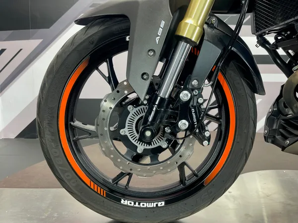 QJMOTOR SRK 125 S - Thumbnail 12