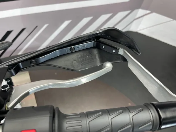 KAWASAKI KLE 500 - Thumbnail 8