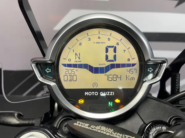 MOTO GUZZI V7 STONE - Thumbnail 6