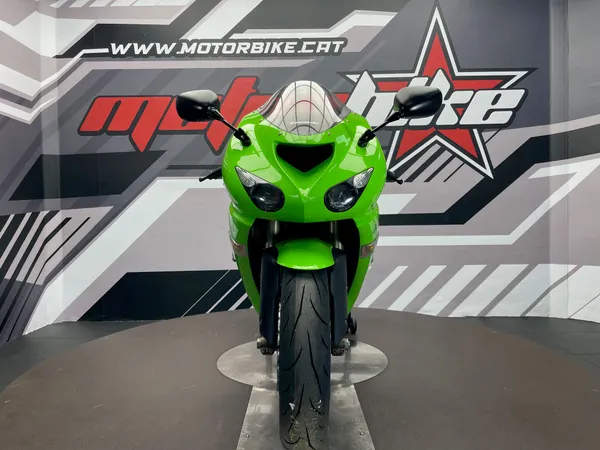 KAWASAKI ZX-10 R - Thumbnail 3