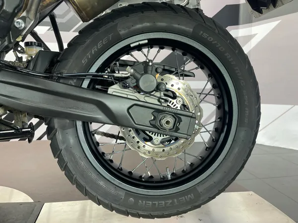 VOGE 650 DSX - Thumbnail 11