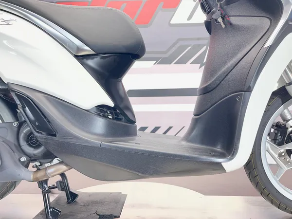 PIAGGIO LIBERTY 50  4T - Thumbnail 12