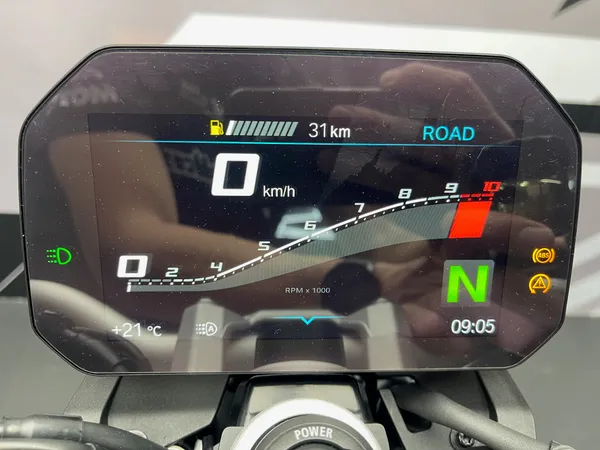 BMW F 900 R - Thumbnail 7