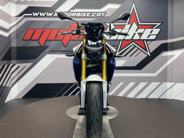 BMW F 900 R - Thumbnail 3