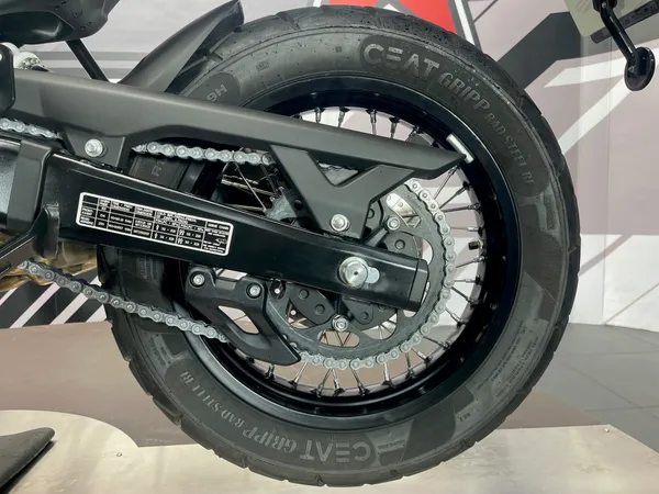 ROYAL ENFIELD HIMALAYAN - Thumbnail 10