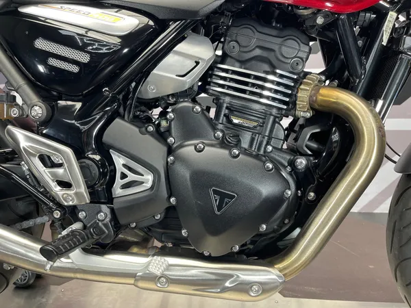 TRIUMPH SPEED 400 - Thumbnail 12