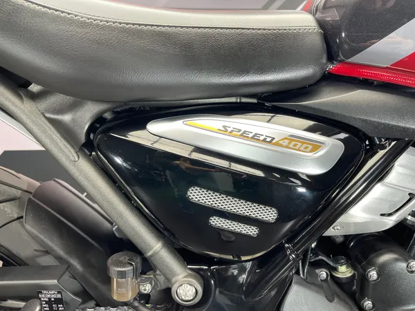 TRIUMPH SPEED 400 - Thumbnail 13