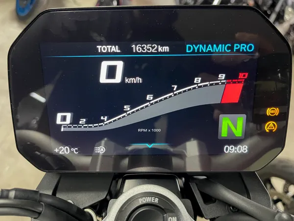 BMW F 900 R - Thumbnail 6