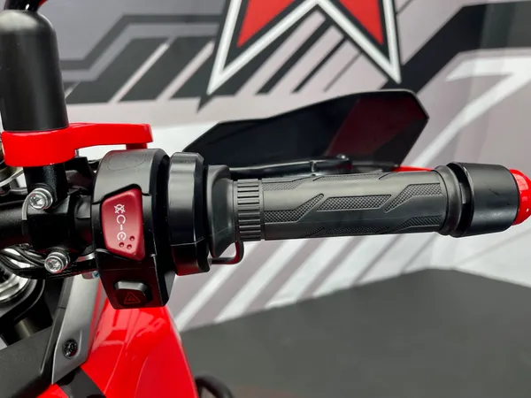 QJMOTOR SRT 600 SX - Thumbnail 8