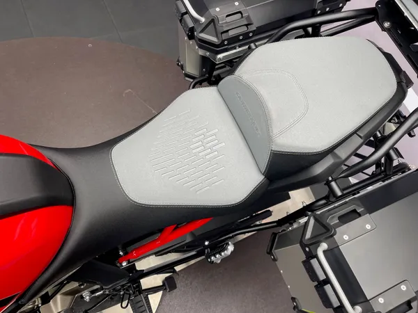 QJMOTOR SRT 600 SX - Thumbnail 17