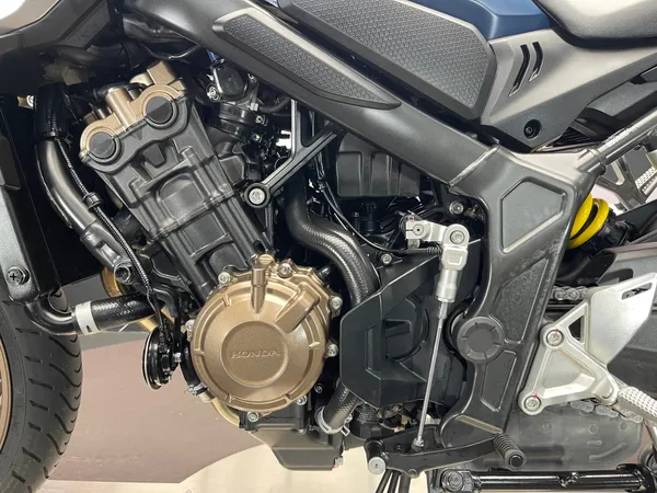 HONDA CB 650 R - Thumbnail 19