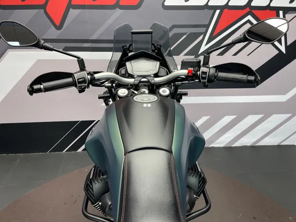 MOTO GUZZI V85 TT - Thumbnail 7