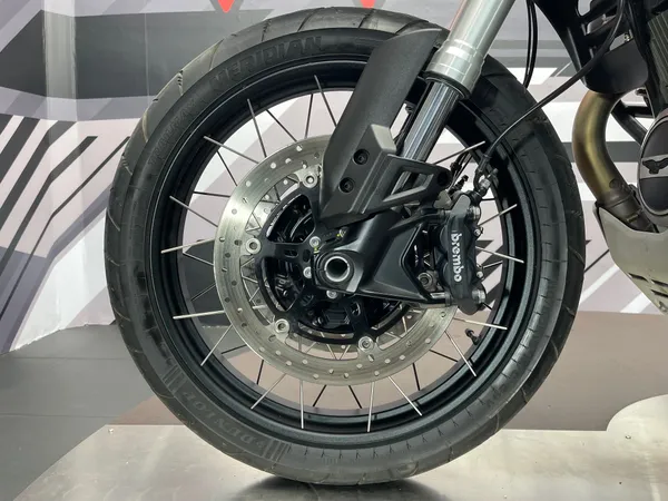 MOTO GUZZI V85 TT - Thumbnail 14