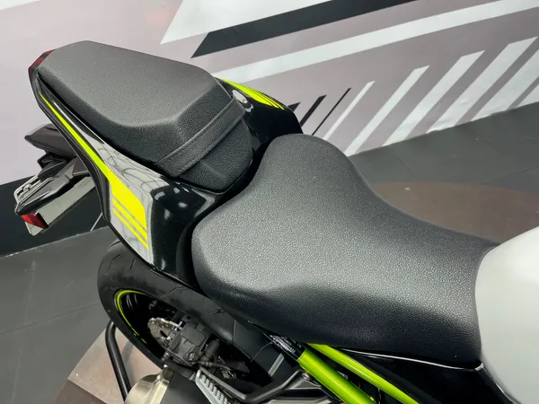 KAWASAKI  Z 900E - Thumbnail 16