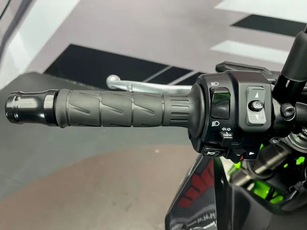 KAWASAKI  Z 900E - Thumbnail 8
