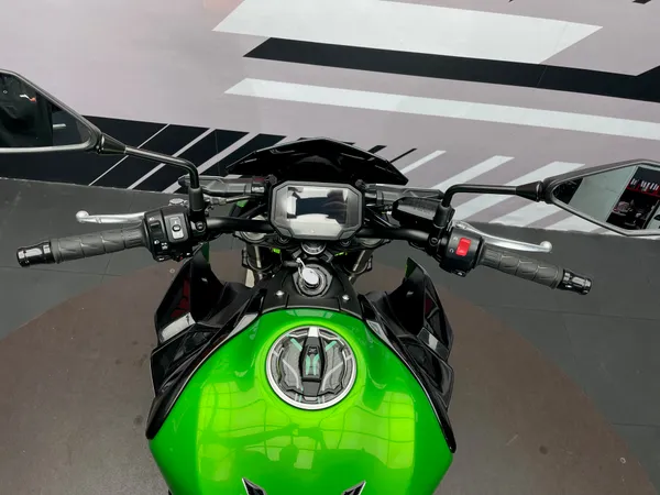KAWASAKI  Z 900E - Thumbnail 7