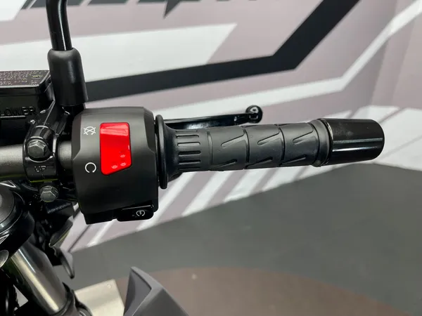 KAWASAKI Z 125 ABS - Thumbnail 9