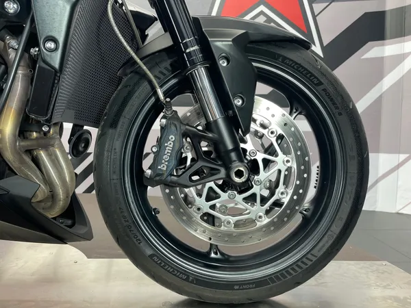 TRIUMPH STREET TRIPLE 765R - Thumbnail 9