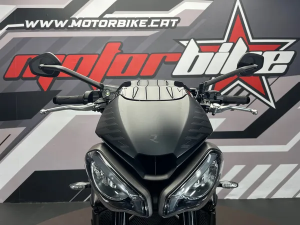 TRIUMPH STREET TRIPLE 765R - Thumbnail 14