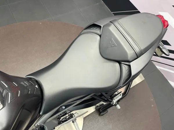 TRIUMPH STREET TRIPLE 765R - Thumbnail 15