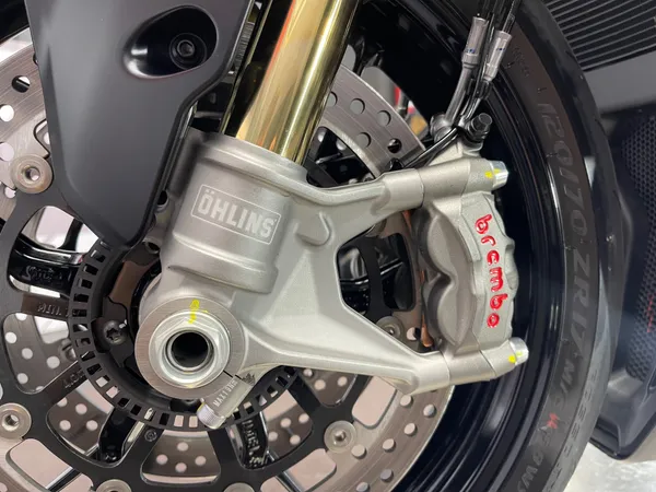 DUCATI STREETFIGTHER V2 - Thumbnail 19