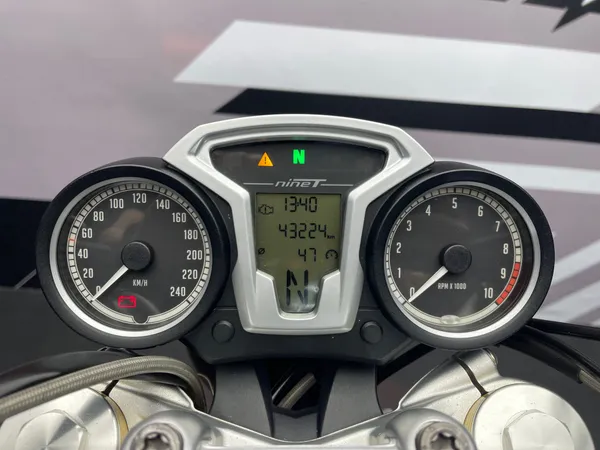 BMW R NINE T - Thumbnail 6