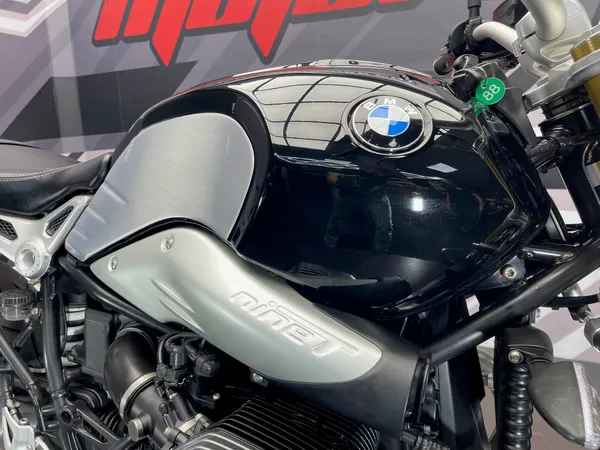 BMW R NINE T - Thumbnail 11