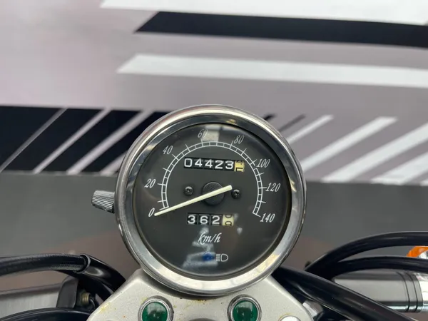 SUZUKI MARAUDER 250 - Thumbnail 6