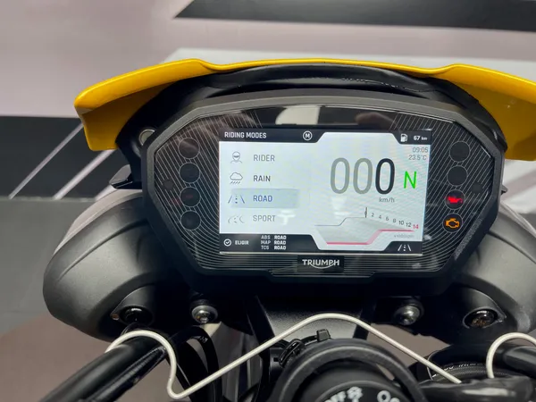TRIUMPH STREET TRIPLE RS - Thumbnail 10