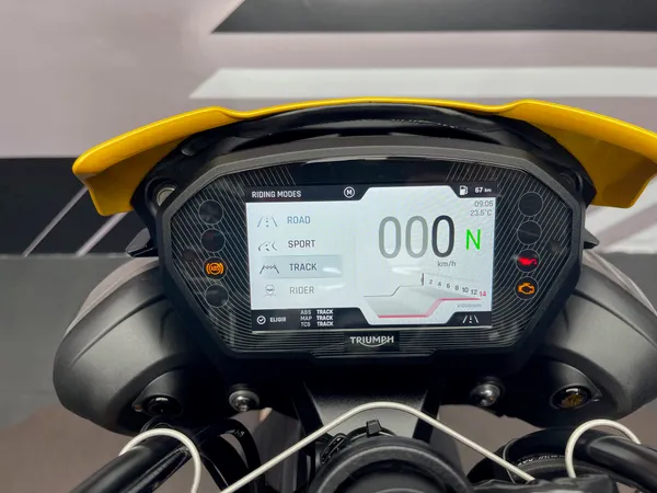TRIUMPH STREET TRIPLE RS - Thumbnail 7