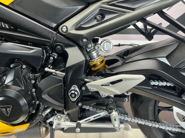TRIUMPH STREET TRIPLE RS - Thumbnail 25