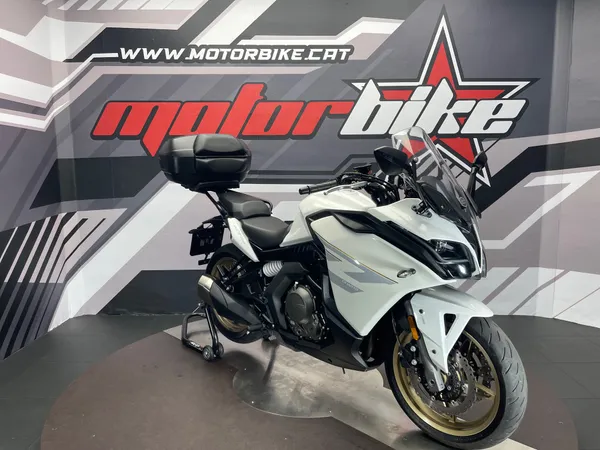 CFMOTO 650GT - Thumbnail 5