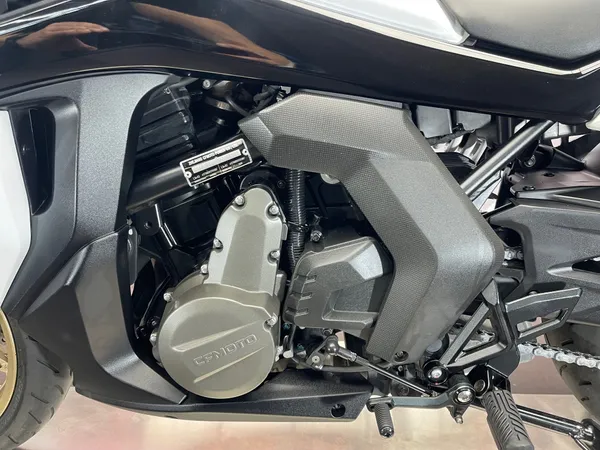 CFMOTO 650GT - Thumbnail 19