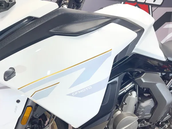 CFMOTO 650GT - Thumbnail 20