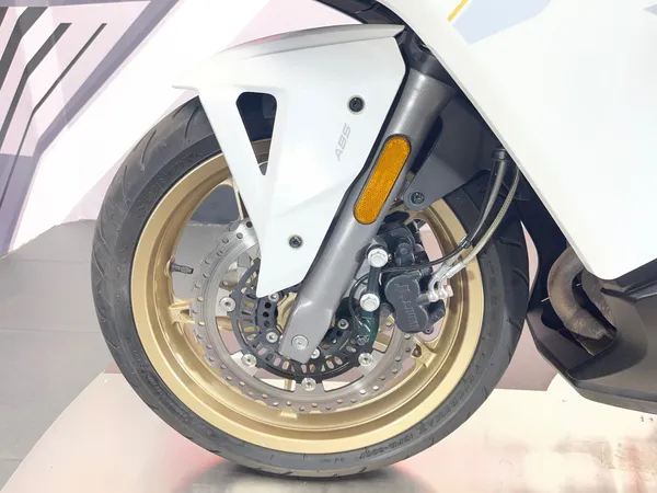 CFMOTO 650GT - Thumbnail 21