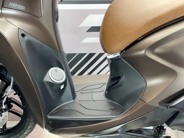 KYMCO PEOPLE 125 - Thumbnail 23