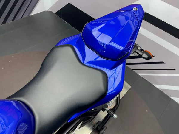 YAMAHA YZF-R6 - Thumbnail 19