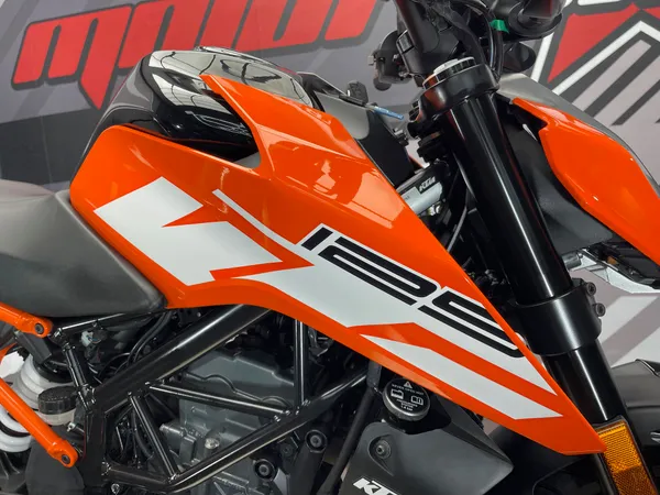 KTM 125 DUKE - Thumbnail 11