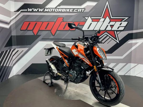 KTM 125 DUKE - Thumbnail 5