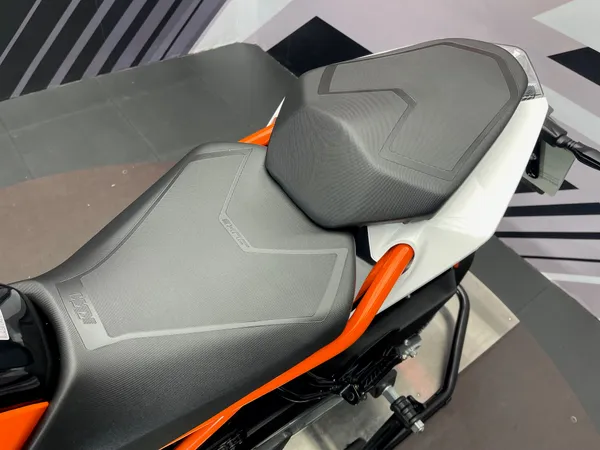 KTM 125 DUKE - Thumbnail 15
