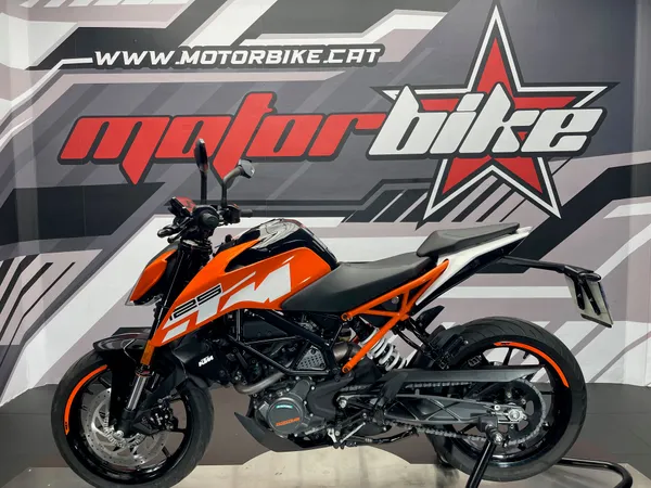KTM 125 DUKE - Image 2
