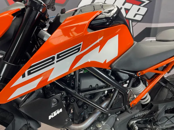KTM 125 DUKE - Thumbnail 18