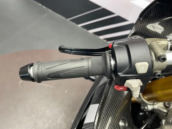 TRIUMPH DAYTONA 765 MOTOS2 - Thumbnail 12